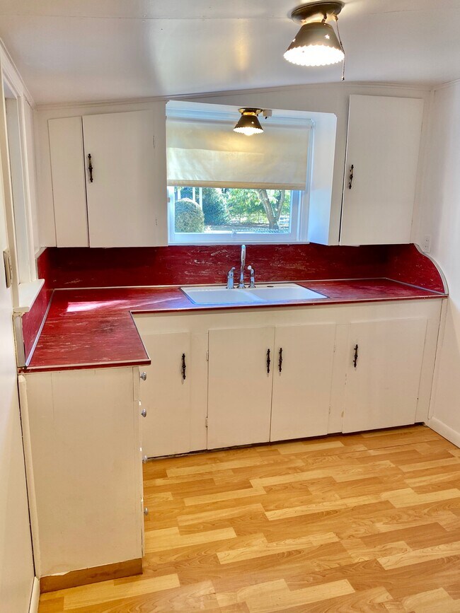 Building Photo - 10217 Ridgeview Dr