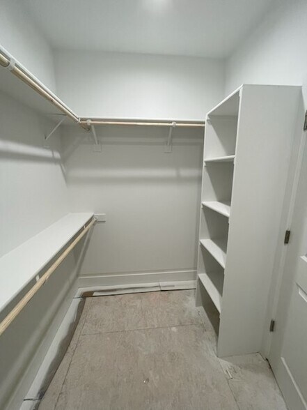 Building Photo - 19 E Millay Loop
