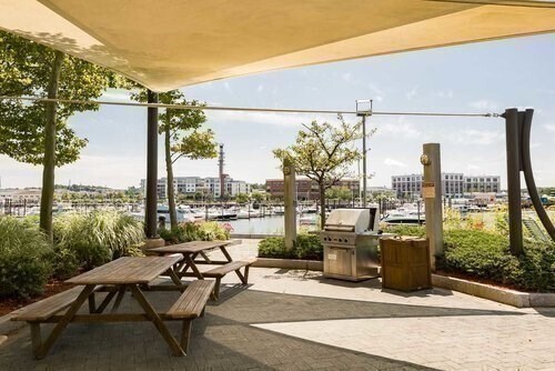 Building Photo - 73 Broad Reach