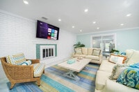 Building Photo - 110 Evans Dr