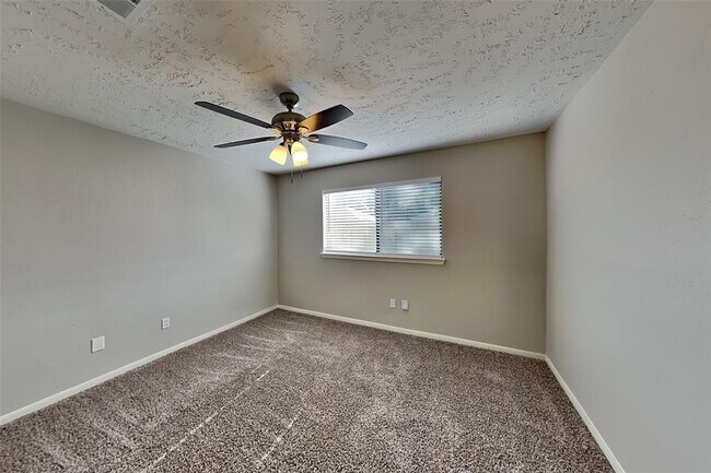 Building Photo - 6230 Billington St