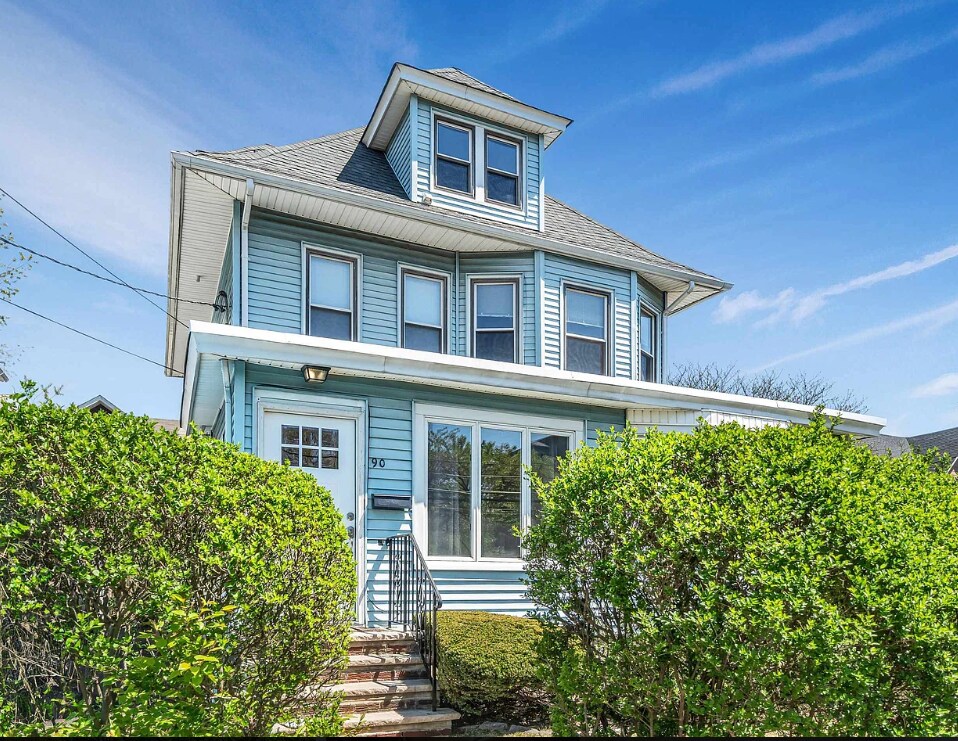 Building Photo - 90 Union Ave