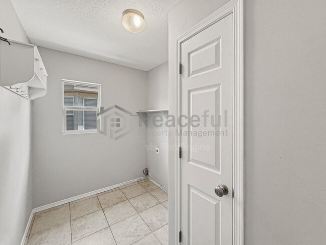 Building Photo - 2303 W 2150 N St