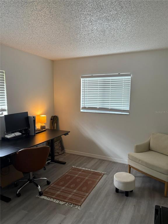 Building Photo - 988 Sweetbrier Dr