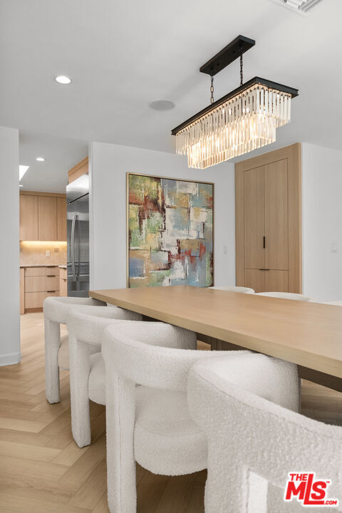 Building Photo - 9620 Highridge Dr