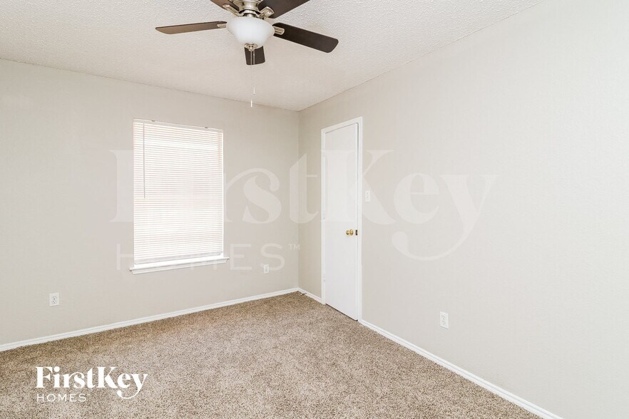 Building Photo - 7213 Ashbourne Way