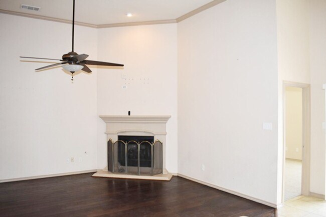 Building Photo - 5212 Grayson Ridge Dr
