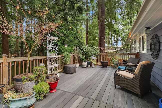 Building Photo - 12030 NE 144th St