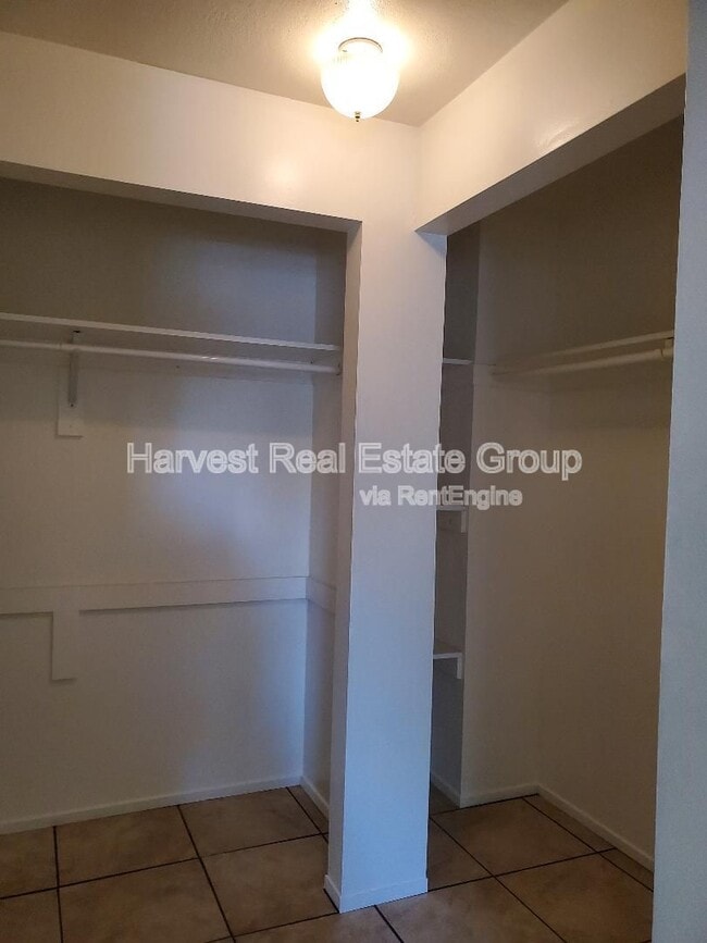 Building Photo - 2155 51st Ave