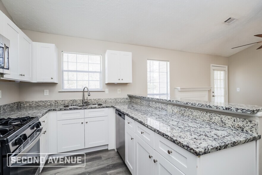 Building Photo - 306 Ashton Pl