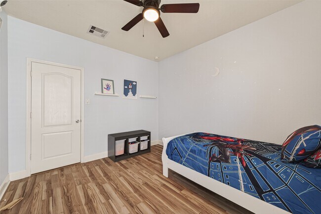 Building Photo - 4418 Brinton Saddle Ln