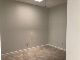Building Photo - 2422 Clippers Cove Dr