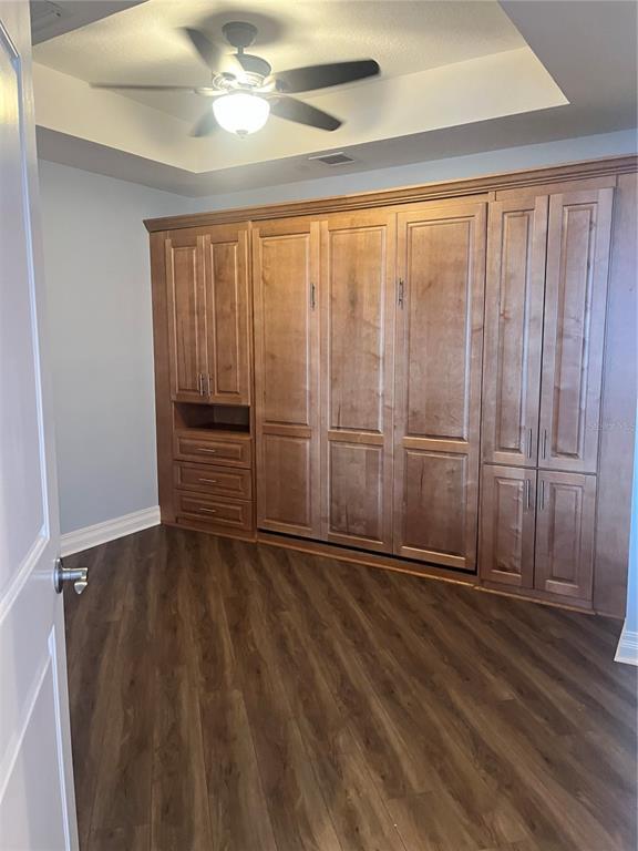 Building Photo - 1209 E Cumberland Ave