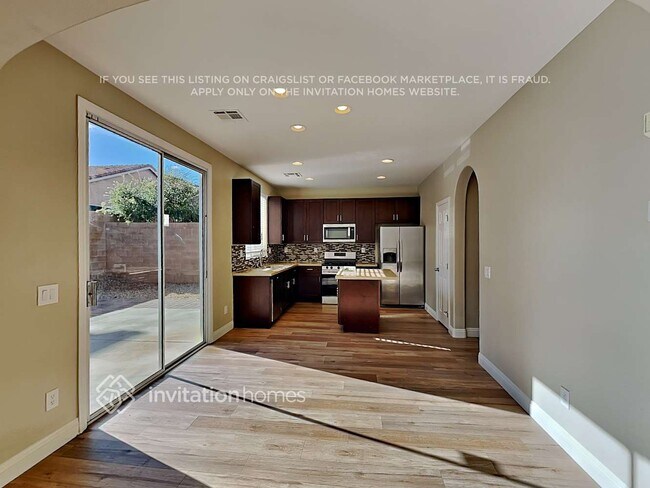 Building Photo - 1003 Pecos River Ave