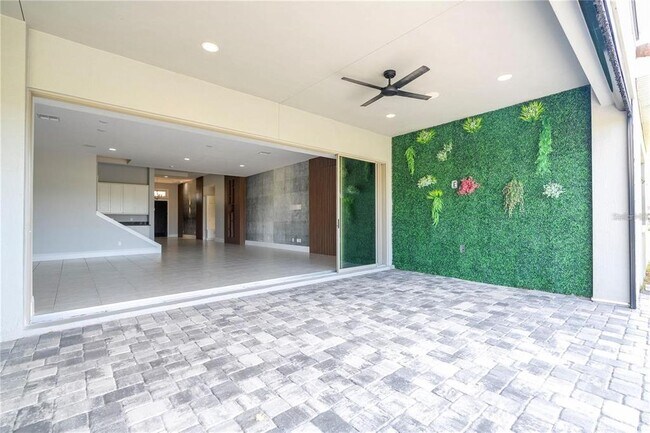 Building Photo - 13370 Alderley Dr