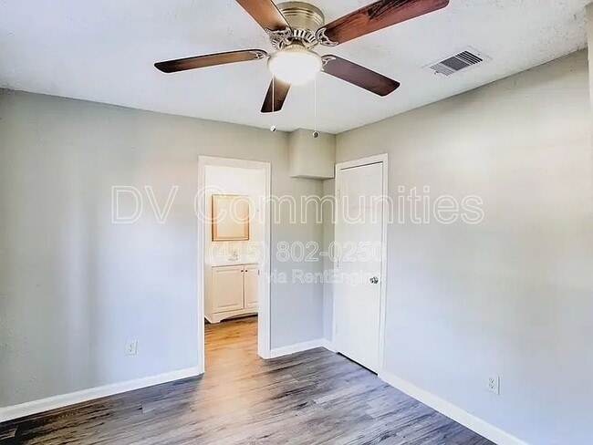 Primary Photo - 1503 Bland St