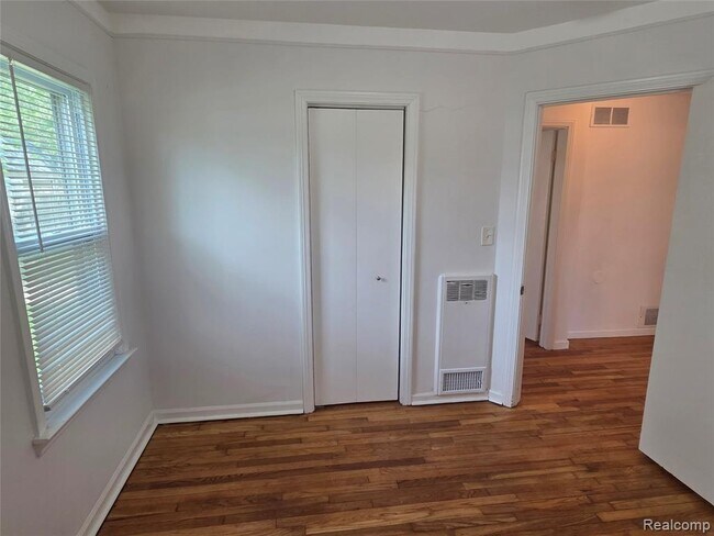 Building Photo - 7211 Paige Ave
