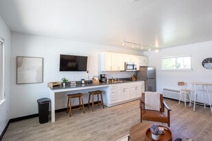 Interior Photo - Falls Edge Studios