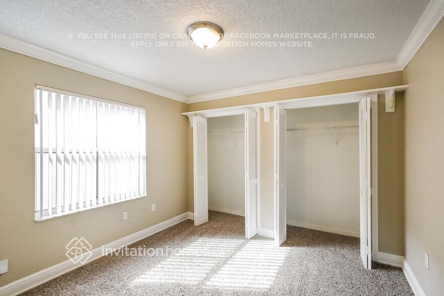 Building Photo - 8210 SW 163rd Pl