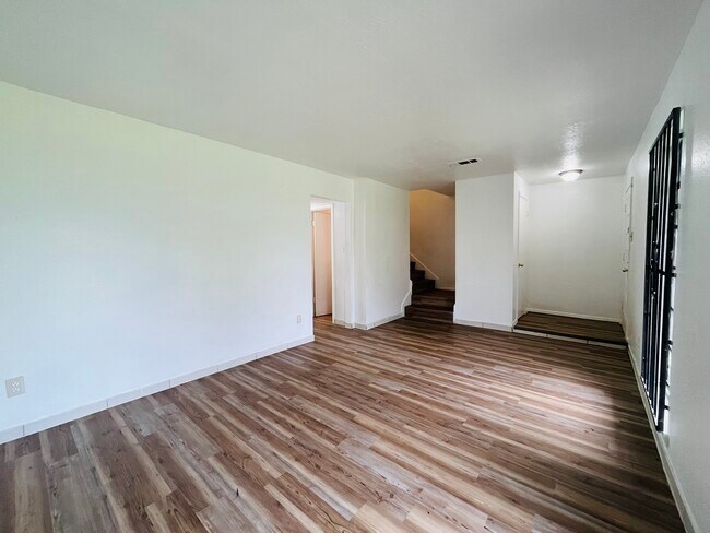 Building Photo - 6981 Chasewood Dr