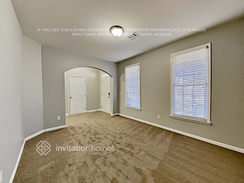 Building Photo - 510 Millside Tr