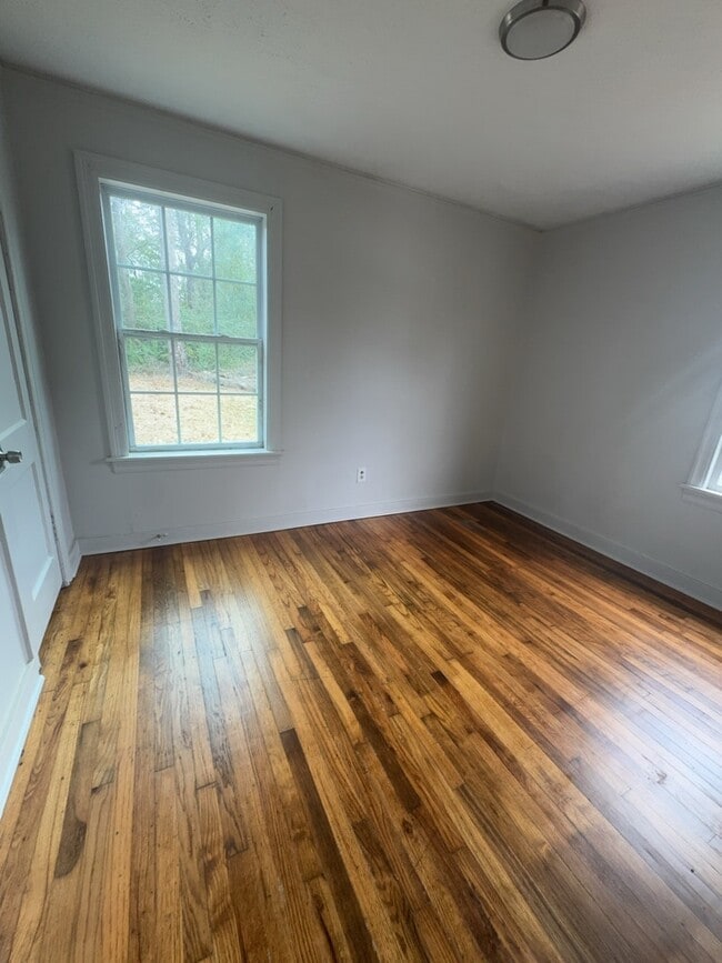 Building Photo - 4426 Desoto St