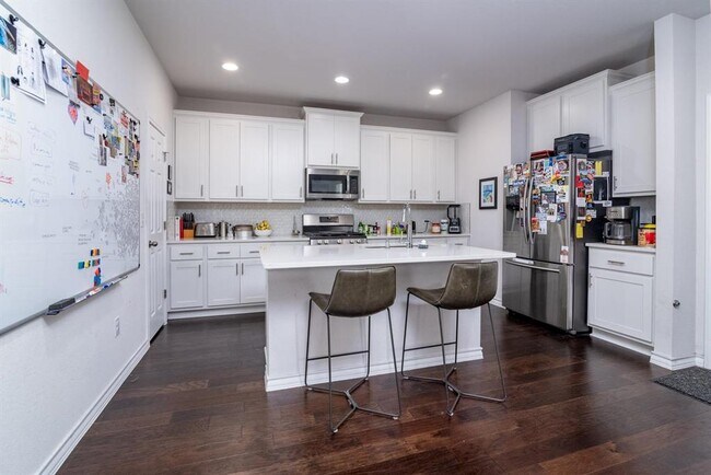 Building Photo - 5300 Mulberry Grove Ln