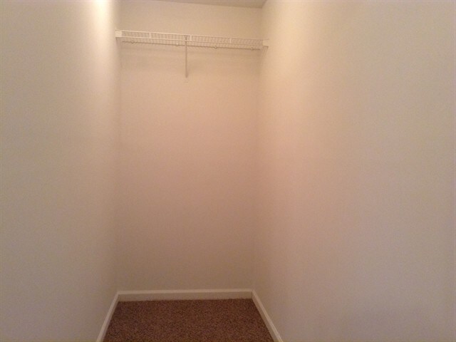 Building Photo - 5 Boysenberry Dr