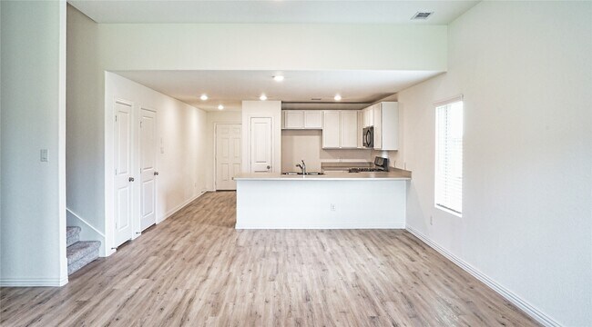 Building Photo - 3358 Avary River Ln