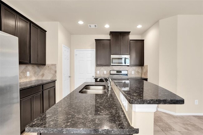 Building Photo - 8023 Villa Lago Ln