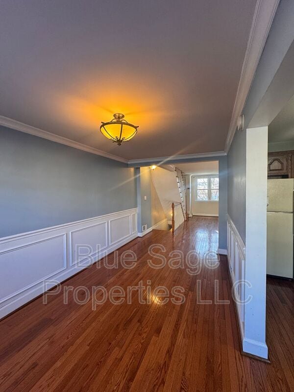 Building Photo - 227 Pine St