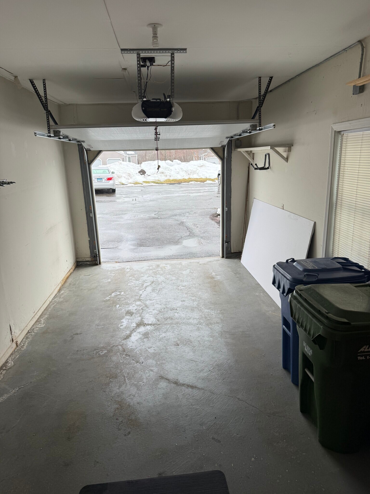 Building Photo - 791 Long Hill Rd