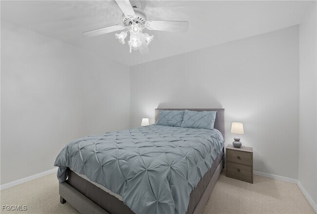 Building Photo - 12250 Kelly Greens Blvd