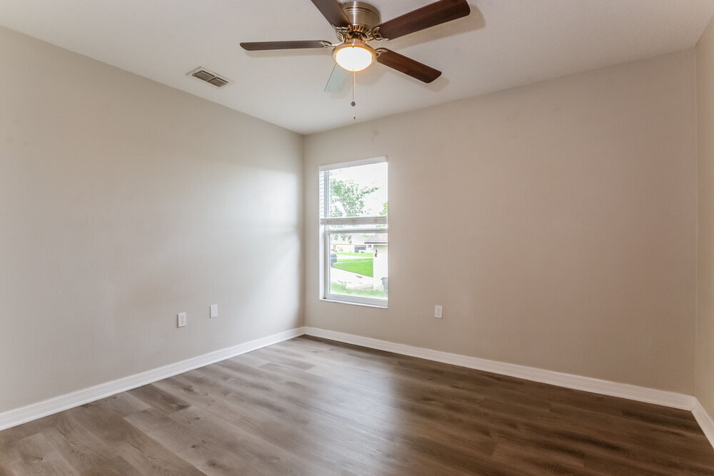 Building Photo - 1378 Willow Crest Dr