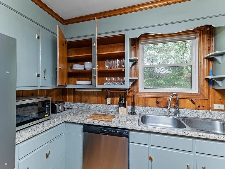 Building Photo - 4140 Timberlane Dr