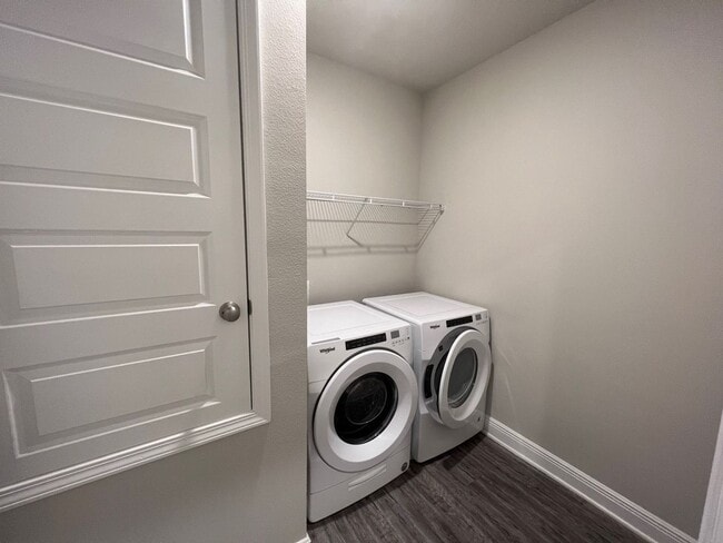 Building Photo - Pace - Hawks Landing - 4 Bedroom, 2 Bathroom