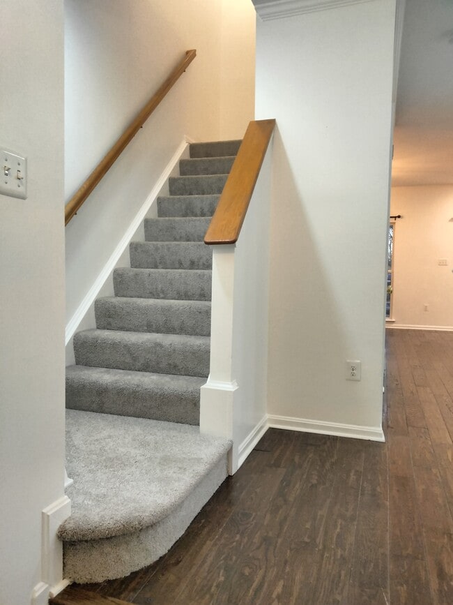 Building Photo - 45580 Grand Central Sq