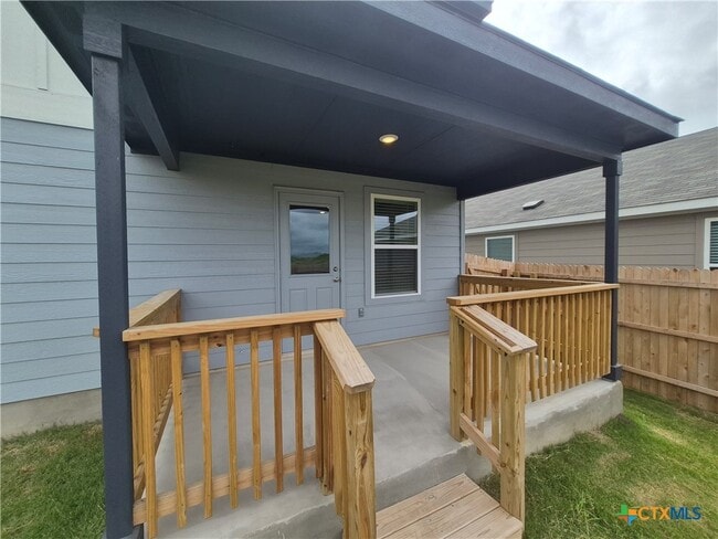 Building Photo - 942 Bluegrass Pt