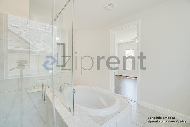 Building Photo - 2901 Adon Springs Ln