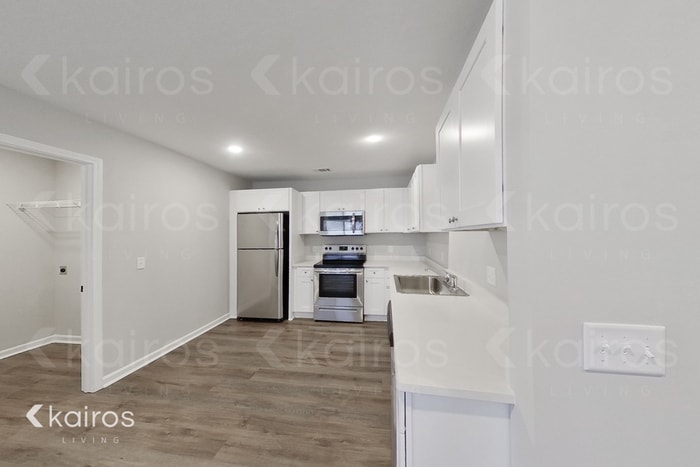 Building Photo - 18 Camper Cir