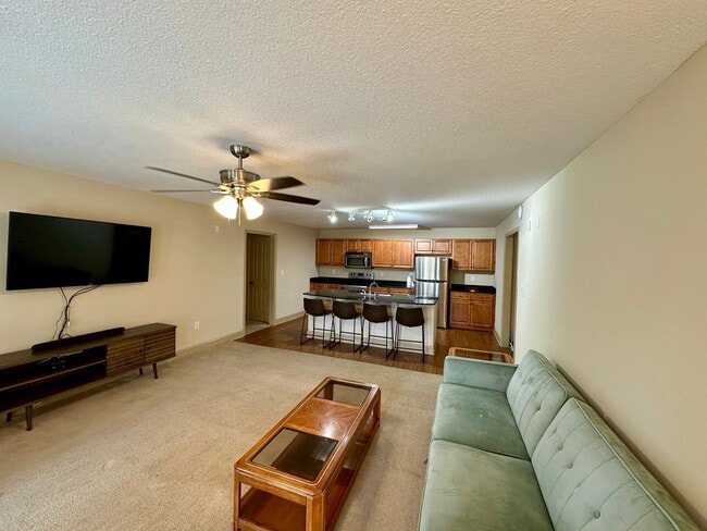 Building Photo - 1624 Muscovy Wy