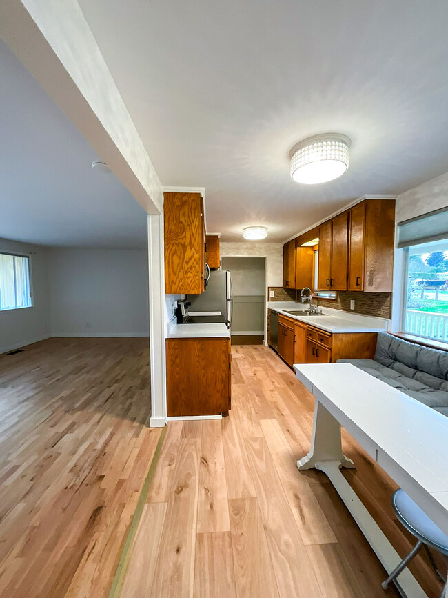 Kitchen, eating nook and living room - 30126 2nd Ave SW