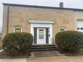 Building Photo - 246 S Prospect St