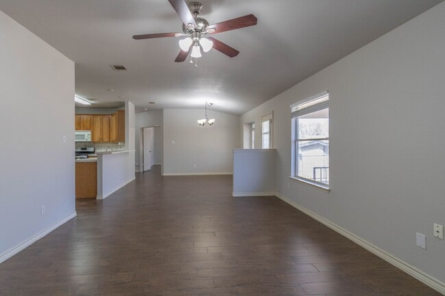 Building Photo - 2078 Buckley Ln