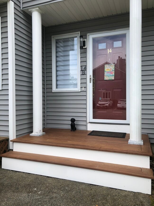 Building Photo - 2743 Cranberry Hwy