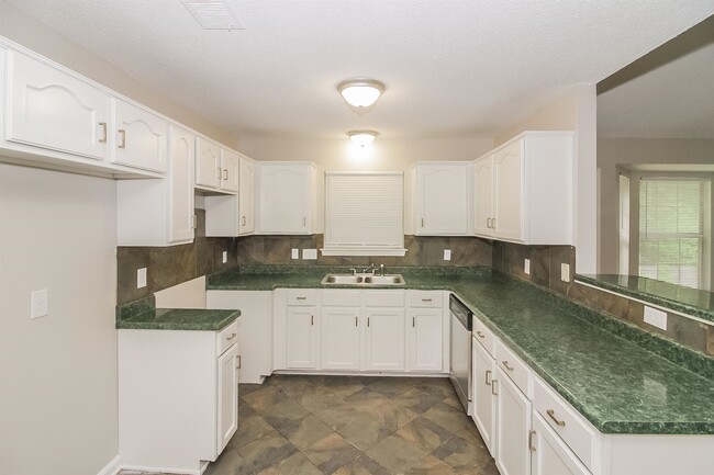 Building Photo - 4391 English Pecan Cove