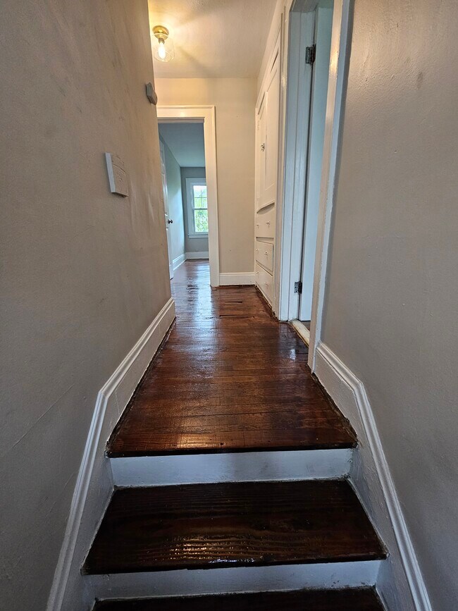 Second level - 14650 Superior Rd