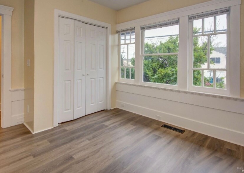 Building Photo - 1617 Georgia St