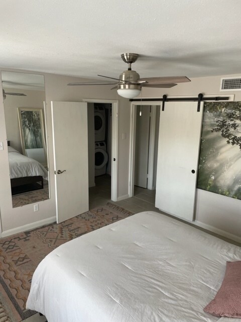 Bathroom is accessible from the bedroom and the main living area. - 3131 Southwest Fwy