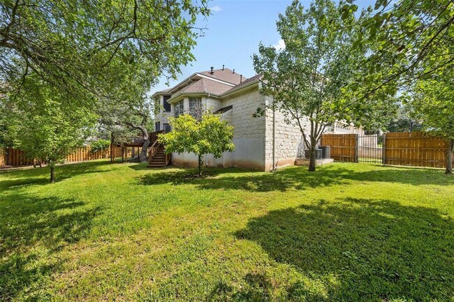 Building Photo - 10700 Hastings Ln